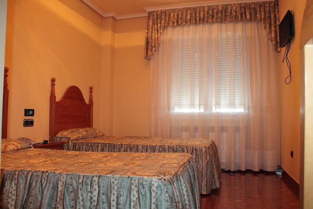 Hostal Castilla Бенавенте Номер фото
